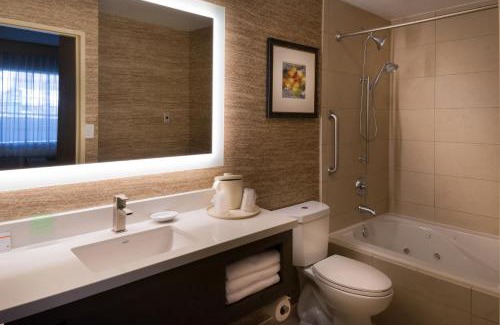 East Pasadena Hotel | Holiday Inn Express & Suites Pasadena - Los Angeles by IHG