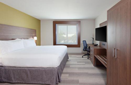 East Pasadena Hotel | Holiday Inn Express & Suites Pasadena - Los Angeles by IHG
