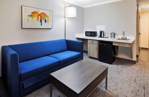 Sumter Hotel | Holiday Inn Express Sumter by IHG