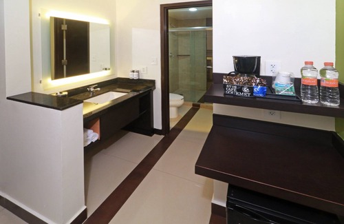 Tuxpan Hotel | Holiday Inn Express Tuxpan by IHG