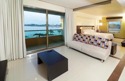 Tuxpan Hotel | Holiday Inn Express - Tuxpan