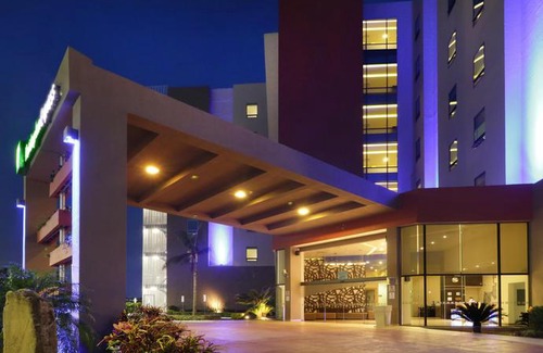 Tuxpan Hotel | Holiday Inn Express - Tuxpan