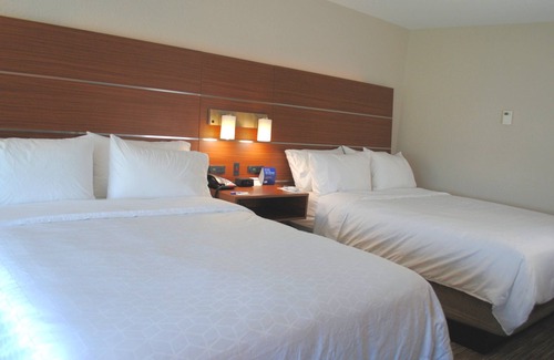 Columbia City Hotel | Holiday Inn Express & Suites Columbia City by IHG