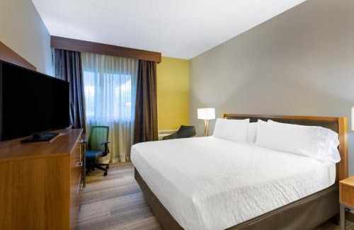 King of Prussia Hotel | Holiday Inn Express Hotel & Suites Philadelphia - King of Prussia by IHG