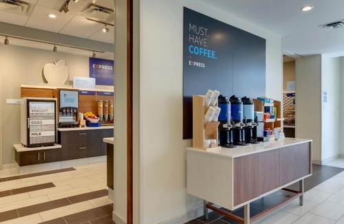 Kirkland Hotel | Holiday Inn Express - Wilmington - Porters Neck by IHG