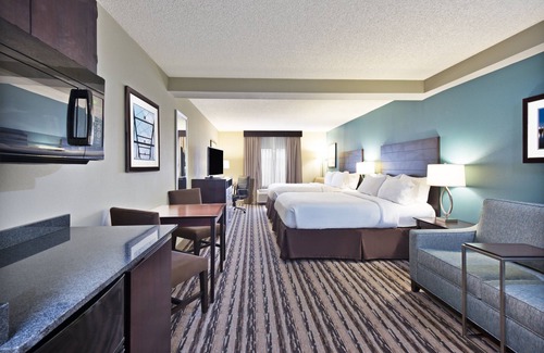 Middletown Hotel | Holiday Inn Harrisburg East by IHG