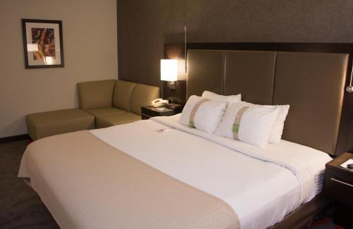Grantville Hotel | Holiday Inn Harrisburg I-81 Hershey Area by IHG