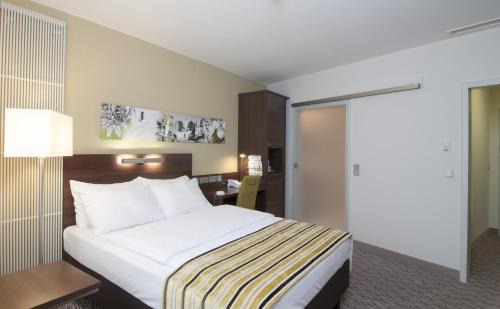 Munchen District Hotel | Holiday Inn Munich Unterhaching by IHG