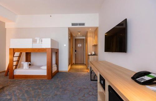 Kota Warisan Hotel | Holiday Inn Sepang - Airport