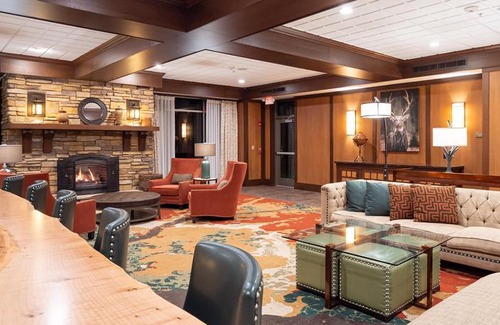 Stevens Point Hotel | Holiday Inn Stevens Point - Convention Center