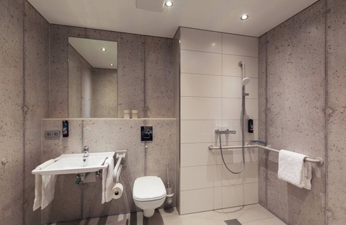 Feuerbach-Ost Hotel | Holiday Inn - the niu, Form Stuttgart Feuerbach by IHG