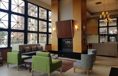 Rolling Meadows Hotel | Holiday Inn Express Schaumburg-Rolling Meadows, an IHG Hotel