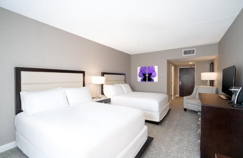 Wilmington Hotel | Holiday Inn Wilmington by IHG