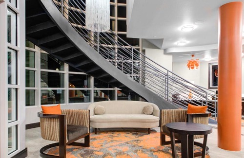 Windsor Hotel | Holiday Inn Windsor - Wine Country by IHG