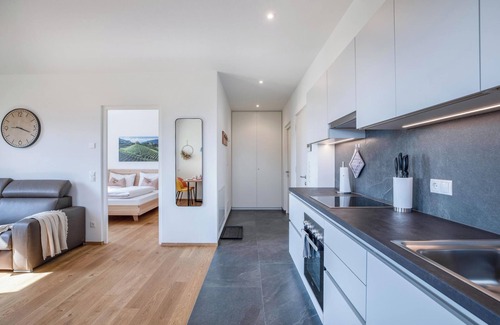 St. Michael/San Michele Apartment | Holiday Apartment 'Meine Bleibe - Terra' with Mountain View, Garden & Wi-Fi