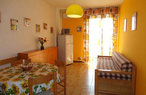 Porto Santa Margherita Apartment | Holiday apartment with pool and view of the beach
