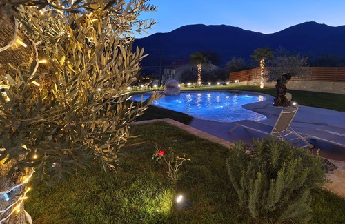 Santa Maria del Molise House | Holiday Home Tenuta Fortilù