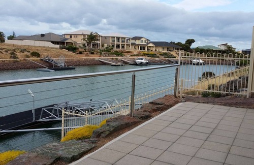 Wallaroo House | HOLIDAY ON THE MARINA free WIFInIdeal for 2 families or maximum 8 adults