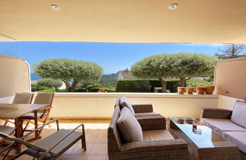 Aiguablava Apartment | Holiday rental apartment with swimming pool in Begur, Aiguablava