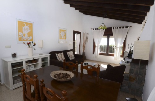 Benissa Coast Villa | Holiday rental home situated in Benissa (Costa Blanca) for maximum 5 people. This villa is located in a quite area, where you will enjoy the beautiful beaches lengthways the coast of Benissa.