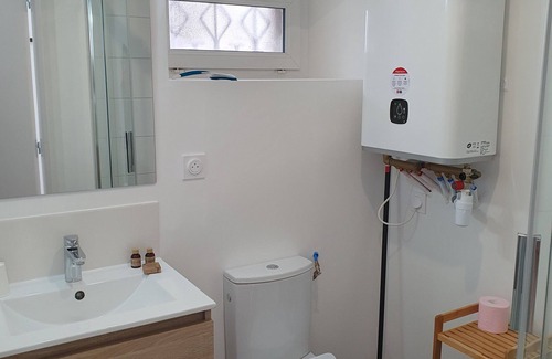 Brelevenez Apartment | Holiday rental : Studio n°3 en plein centre-ville de Lannion