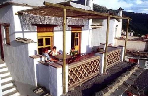 Bubion Apartment | Holiday rental with fantastic views In National Park of Sierra Nevada, Alpujarras, Granada