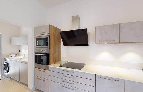 Cap Malheureux Villa | Holiday Villa with Swimming Pool at Pereybere