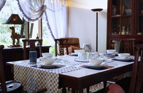 Cipanas House | Holidayhome Alam Cipanas Puncak