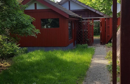 Conneforde House | Holidays in the Nurdach house in the beautiful Ammerland with proximity to the water