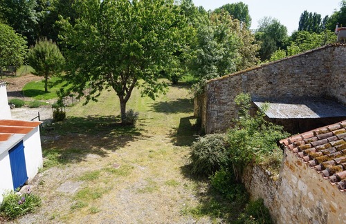 Meursac House | HOLIDAYS IN THE ROYANNAIS COUNTRY: 3 CH, 6 pers 550/650 € per week Large private garden