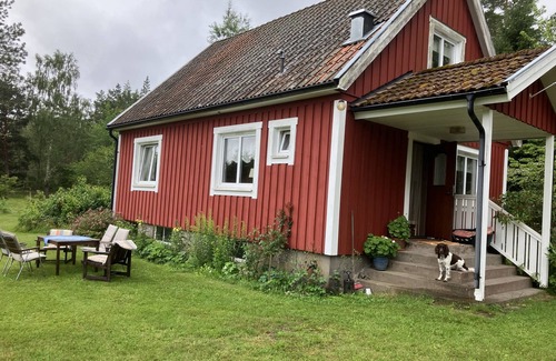 Kristinehamn House | Holidays surrounded between forest and pastures - 500 meters from Lake Vänern