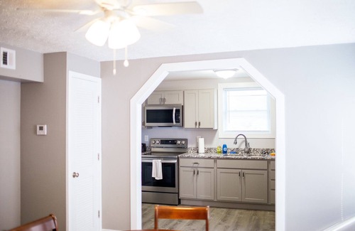 Williamstown Apartment | Holland Suites, Suite #4
