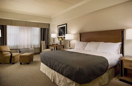 Lawrenceburg Hotel | Hollywood Casino & Hotel