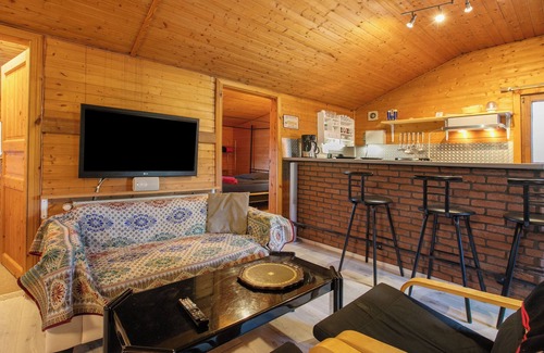 Fedderingen House | 'Holzhaus Grimm' with private terrace and Wi-Fi