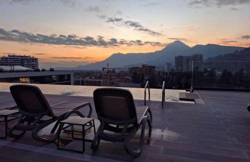 Las Condes Apartment | HOM I De LUJO 2D2B 4PAX cerca a Mall AltoLasCondes