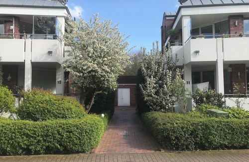 Bad Zwischenahn Apartment | Home-at-home | close to the center, quiet, near Zwischenahner Meer and marina