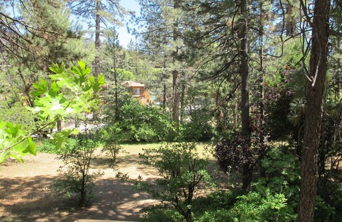 Idyllwild House | Home Away From Home In Idyllwild -short Walk To Village And Trails