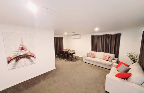 Melton West House | Home away from Home