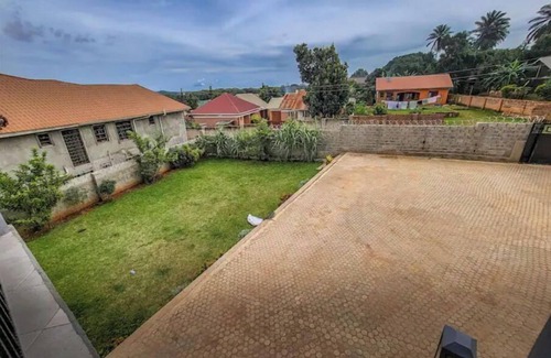 Entebbe House | Home away from Home -Beautiful and Spacious House