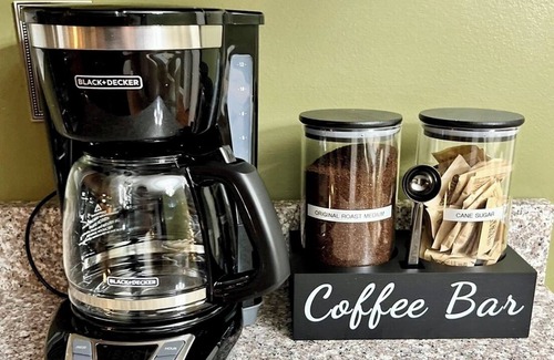 Elkton House | Home Away from Home - Local Shops, Restaurants & Grocery stores within 4 miles!
