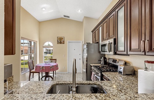 West Kissimmee Villa | Home away from home next to Disney .