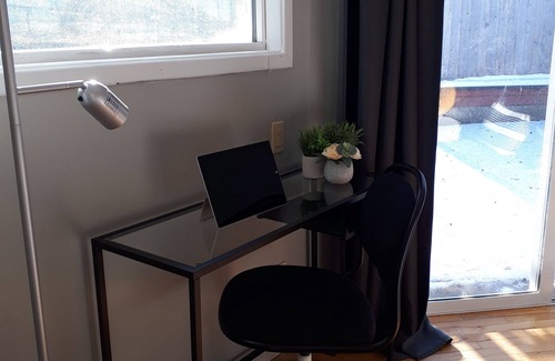 Hope House | Home away from home! Nice and cozy studio with a Private Backyard.