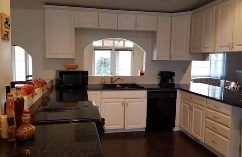 Pateros House | Home Away from Home on the water with private dock