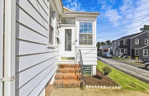 Annapolis Apartment | Home Away From Home S