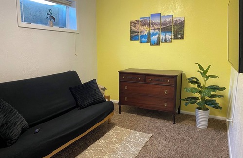 Russian Jack Park Apartment | Home Away From Home
