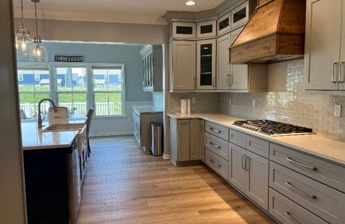 Chesapeake House | Home Away from Home - One bedroom + personal living room and bathroom