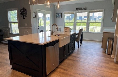 Chesapeake House | Home Away from Home - One bedroom + personal living room and bathroom