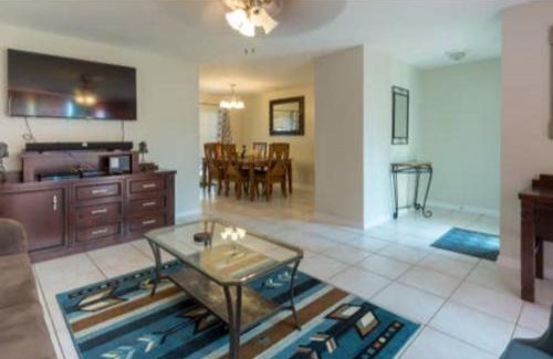 Deltona Lakes House | Home away from Home!
