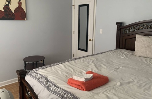 Northeast Raleigh House | Home away from Home, walking distance from soccer park