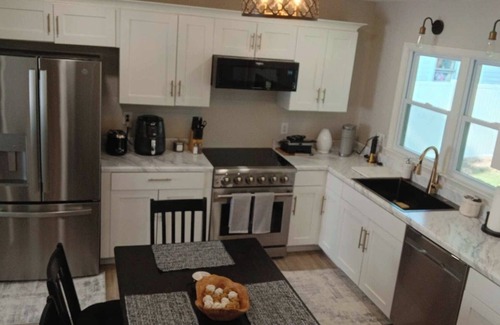 Beaver Dam House | HOME AWAY - Newly Updated 3-BR house with WiFi and AC in the heart of Beaver Dam